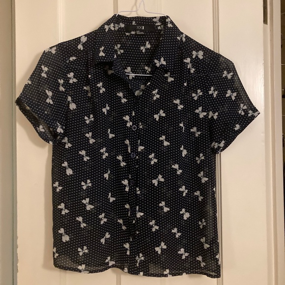 Polka dot and bows button down short sleeve blouse - Picture 1 of 4